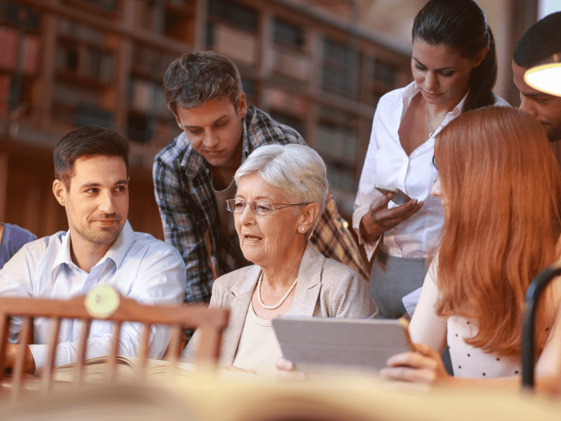 comunicacion-intergeneracional-trabajo-reto-oportunidad-equipos-alto-rendimiento