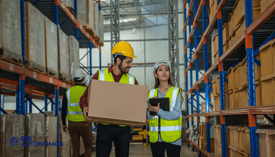 Servicio seguro local y nave industrial